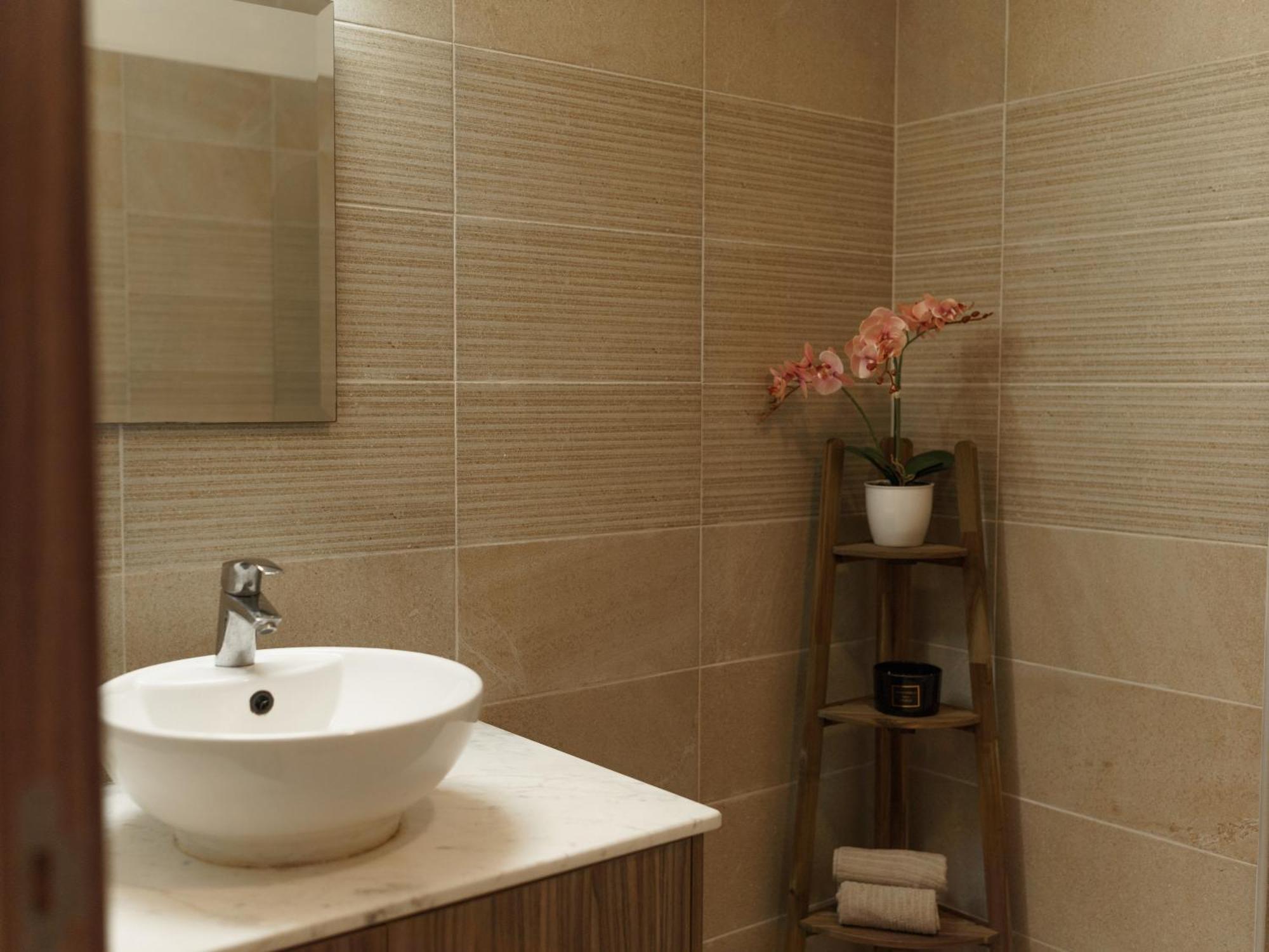 Halcyon Central Apartment Larnaca Exterior photo